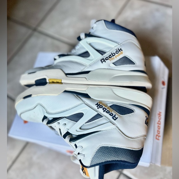 REEBOK PUMP OMNI II SIZE 10.5 - Picture 3 of 6